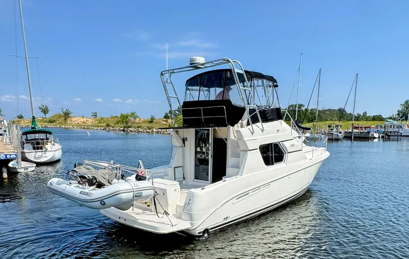 Slide: The Image of Silverton 35 Convertible 2001 - 3