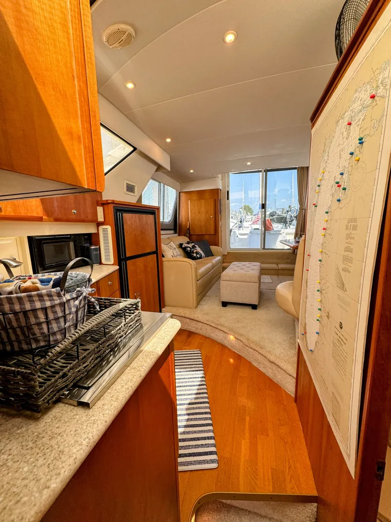 Slide: The Image of Silverton 35 Convertible 2001 - 30