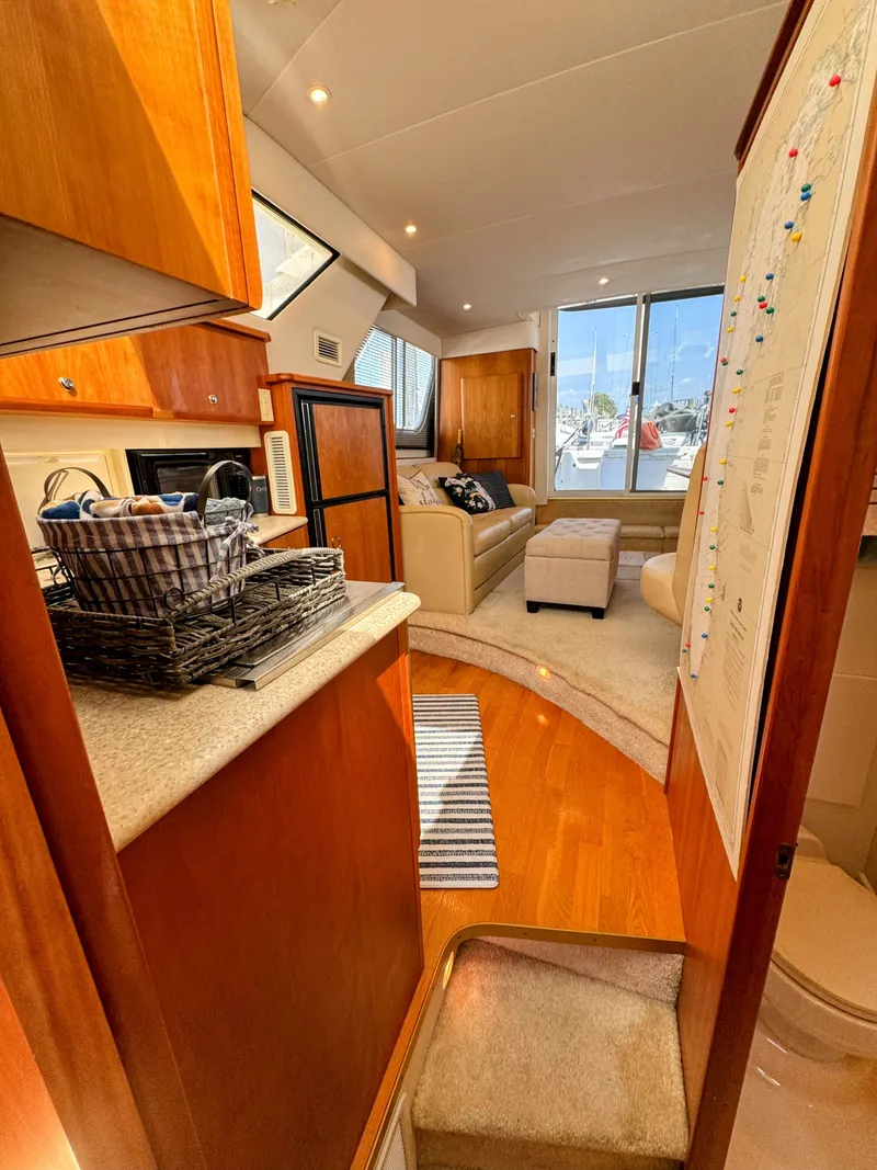 Slide: The Image of Silverton 35 Convertible 2001 - 31