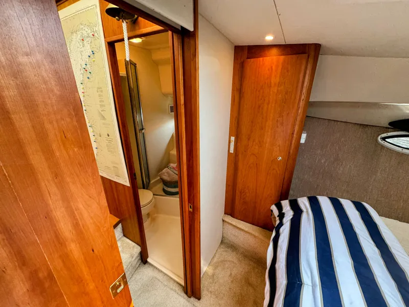 Slide: The Image of Silverton 35 Convertible 2001 - 40