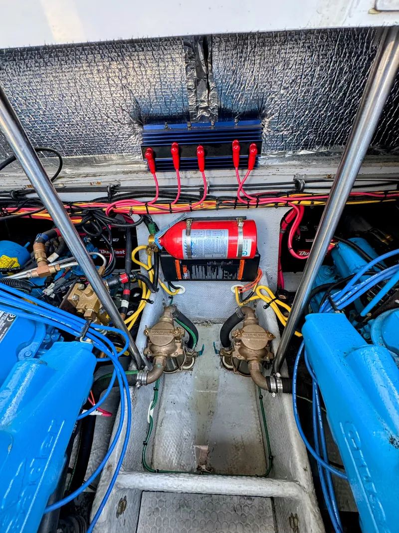 Slide: The Image of Silverton 35 Convertible 2001 - 54