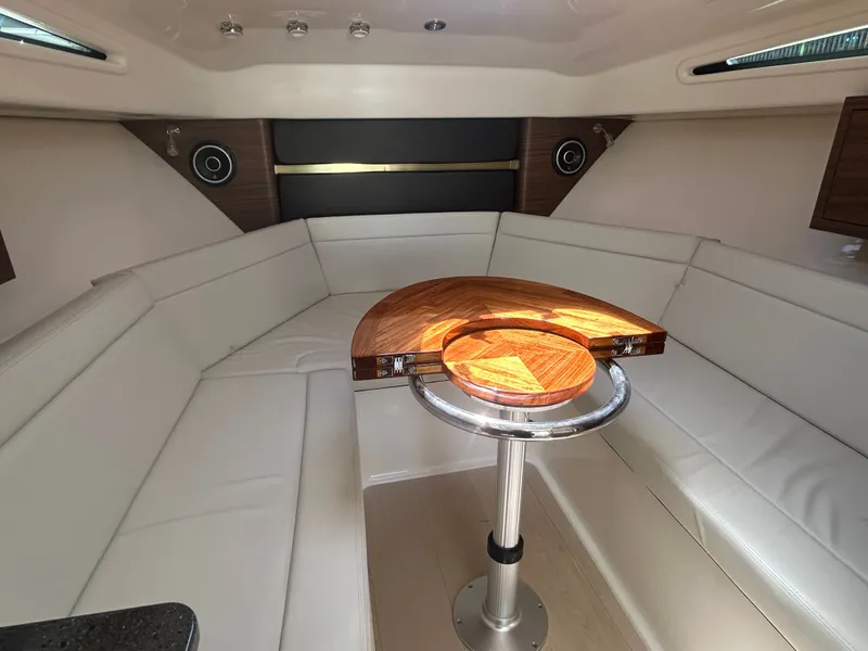 Slide: The Image of Boston Whaler 325 Conquest 2026 - 30