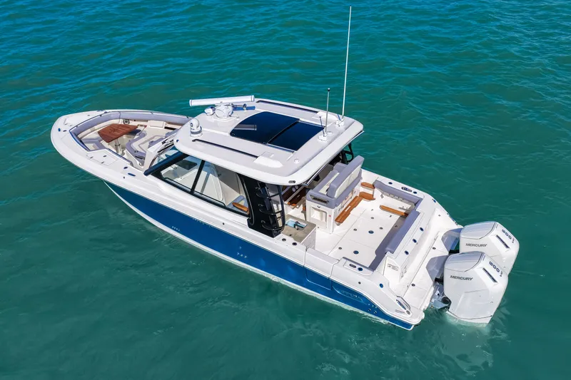 Slide: The Image of Boston Whaler 380 Realm 2026 - 52