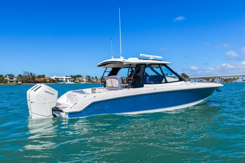 Slide: The Image of Boston Whaler 380 Realm 2026 - 55