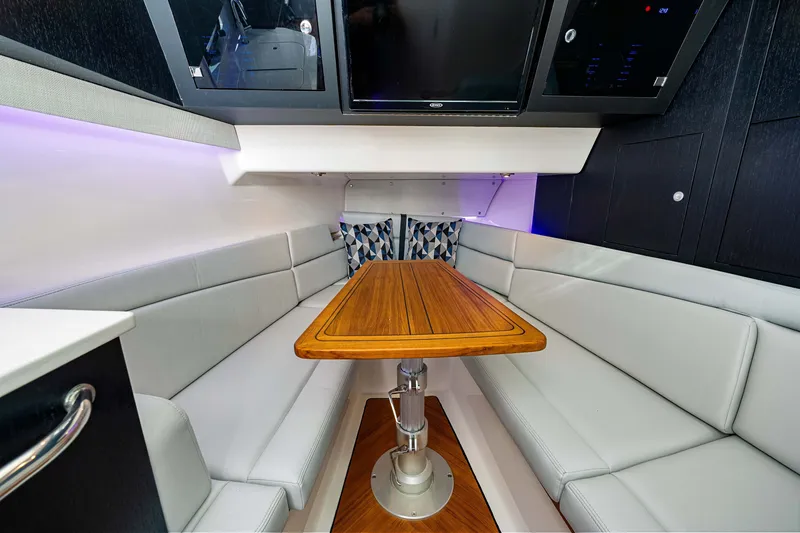 Slide: The Image of Boston Whaler 380 Realm 2026 - 65