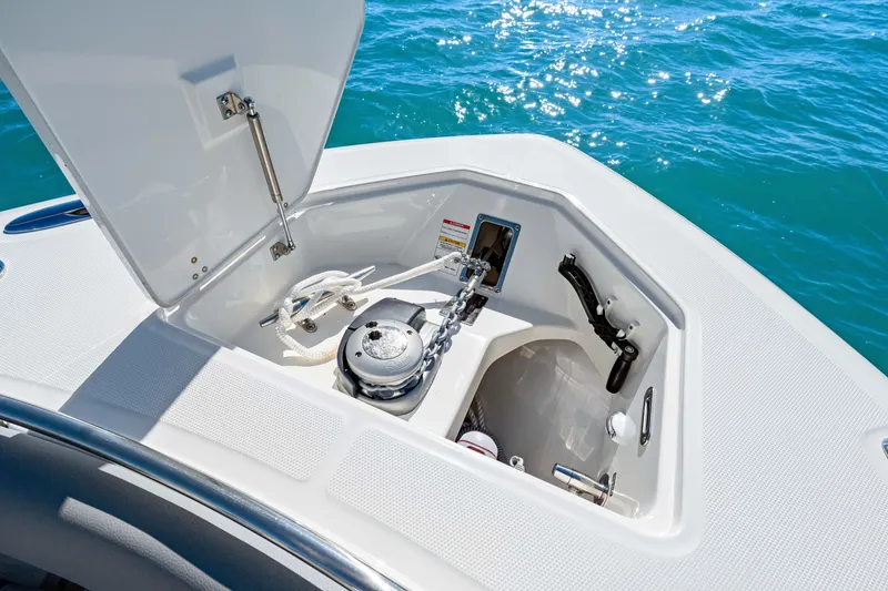 Slide: The Image of Boston Whaler 380 Realm 2026 - 80