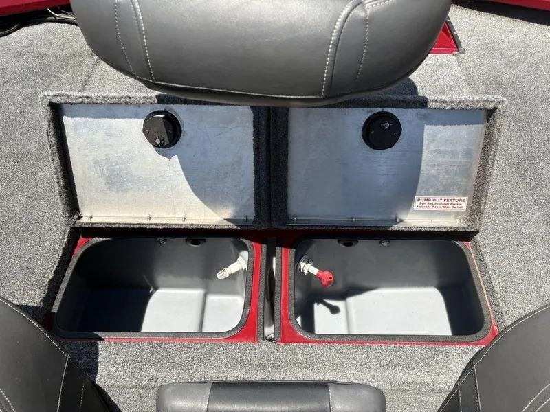 Slide: The Image of 2019 Tracker Pro Team™ 195 TXW boat storage compartments with pump-out feature. - 11