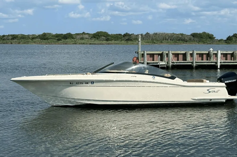 Slide: The Image of Scout 215 Dorado 2022 - 1