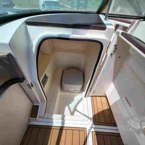 Slide: The Image of Sea Ray 250 SLX 2013 - 15