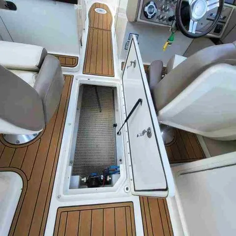 Slide: The Image of Sea Ray 250 SLX 2013 - 9