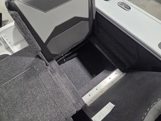 Slide: The Image of Lund 1875 Crossover XS 2026 - 11