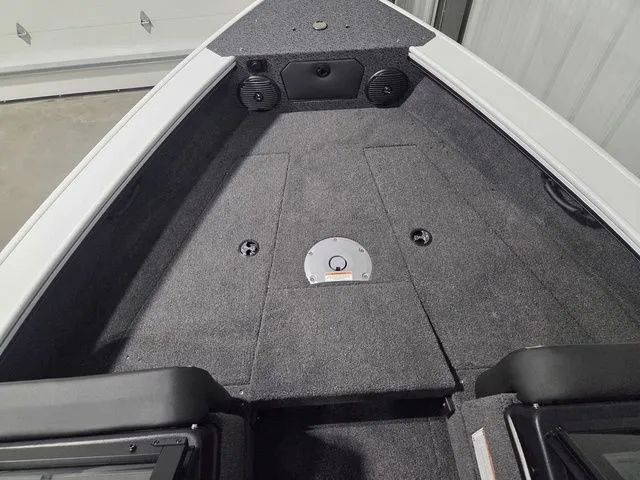 Slide: The Image of Lund 1875 Crossover XS 2026 - 26