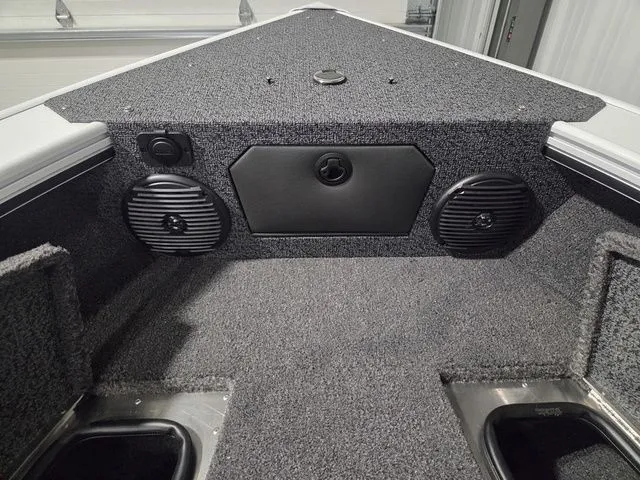 Slide: The Image of Lund 1875 Crossover XS 2026 - 29