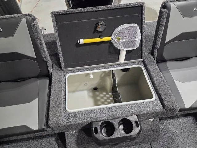 Slide: The Image of Lund 1875 Crossover XS 2026 - 9