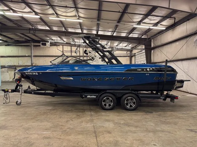 The Image of Malibu Wakesetter 23 LSV 2015 - 1