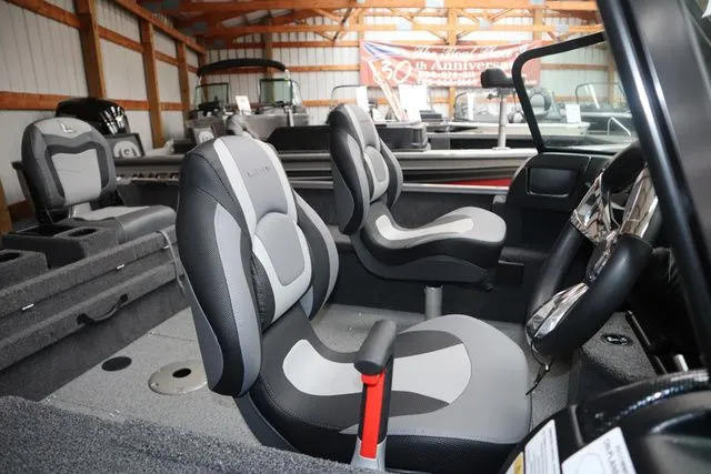 Slide: The Image of Lowe Fishing Machine 1775WT 2026 - 6