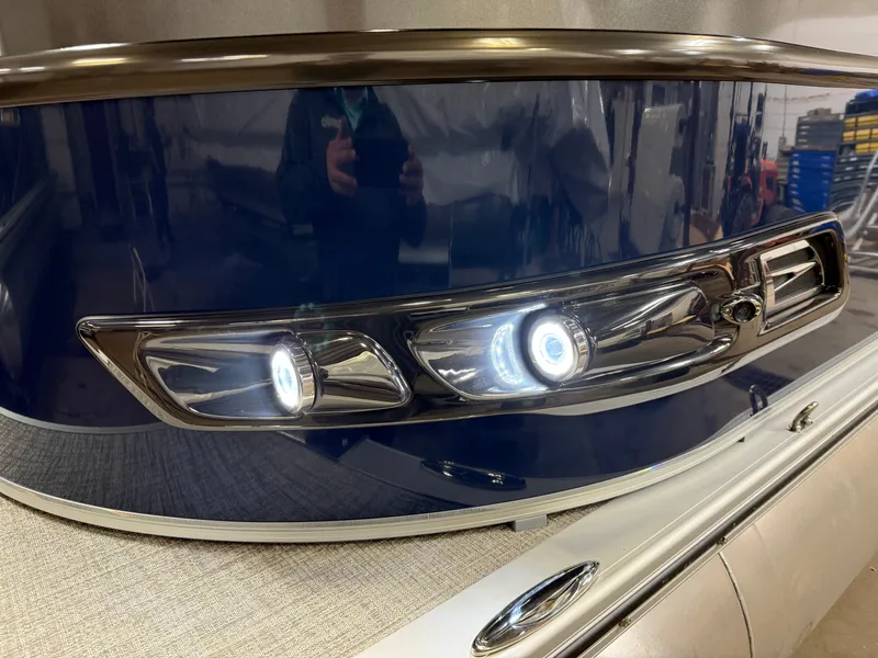 Slide: The Image of Tahoe Cascade 2385 Quad Lounge & Honda 4-Stroke EFI 2025 - 42