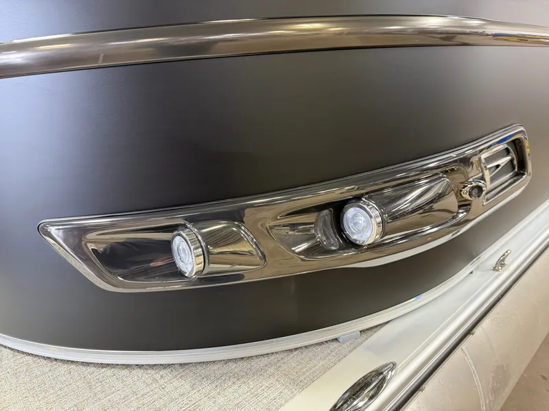 Slide: The Image of Tahoe Cascade 2385 Quad Lounge & Honda 4-Stroke EFI 2025 - 36