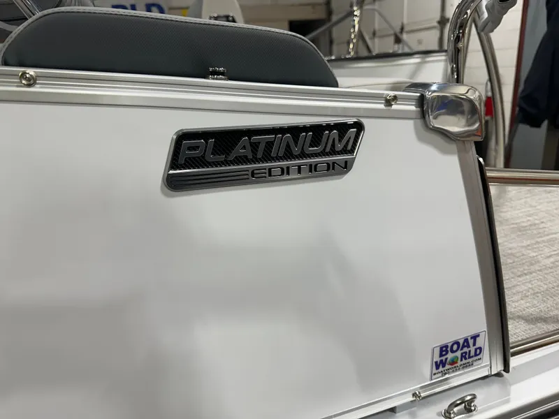 Slide: The Image of Tahoe Cascade QLS 2385 Quad Lounge Shift 2025 - 49