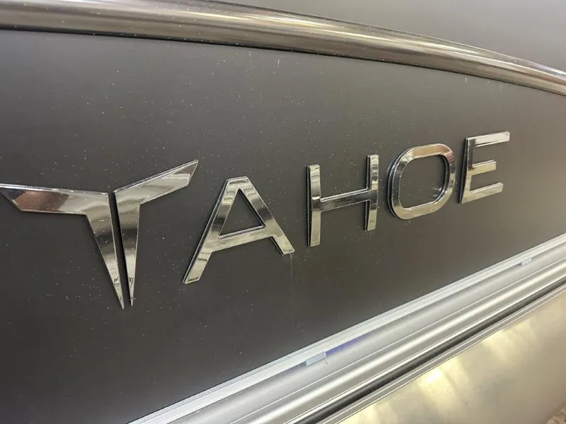 Slide: The Image of Tahoe Cascade 2385 Quad Lounge Shift SS & Honda 4-Stroke EFI 2025 - 43