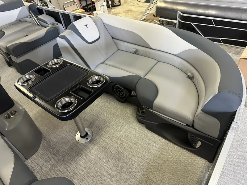 Slide: The Image of Tahoe LTZ 2385 Quad Lounge Shift Flip & Honda 4-Stroke EFI 2025 - 9
