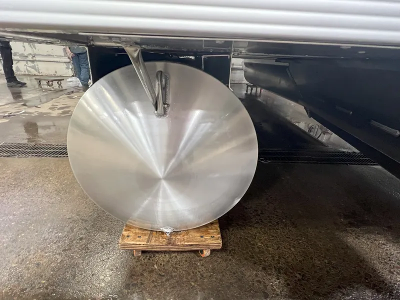 Slide: The Image of Tahoe LTZ 2385 VRB Swingback 2025 - 36