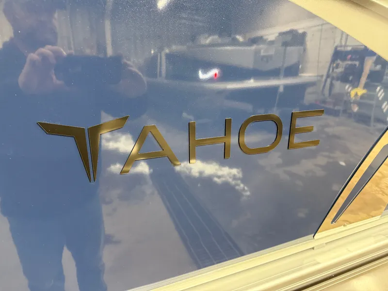 Slide: The Image of Tahoe LTZ 2385 Swingback (VRB) & Honda 4-Stroke EFI 2025 - 40