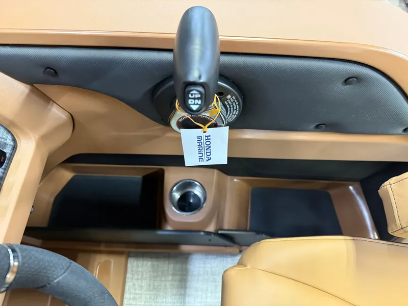 Slide: The Image of Tahoe LTZ 2385 Swingback (VRL) & Honda 4-Stroke EFI 2025 - 16