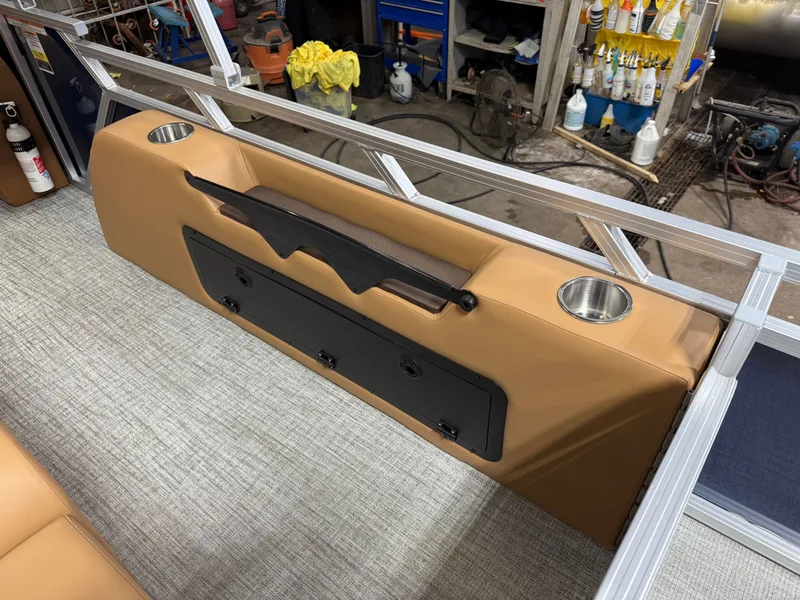 Slide: The Image of Tahoe LTZ 2385 Swingback (VRL) & Honda 4-Stroke EFI 2025 - 30