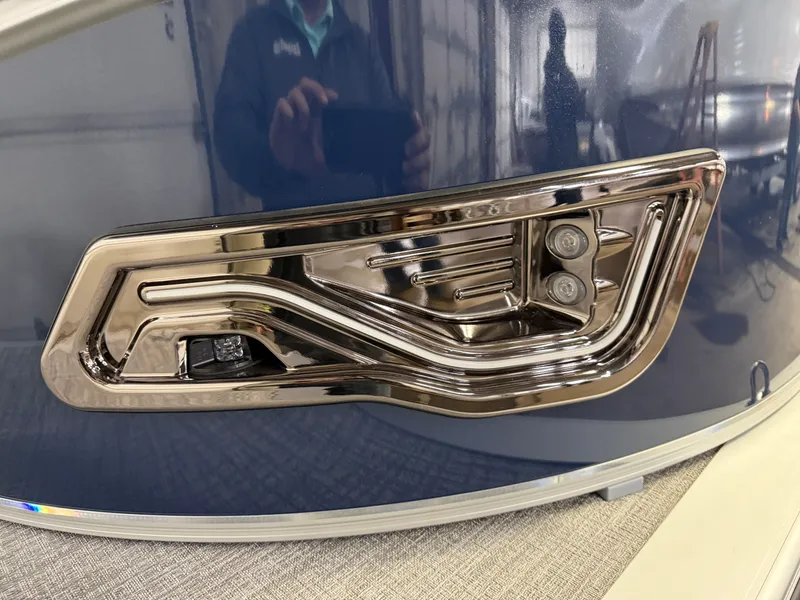 Slide: The Image of Tahoe LTZ 2385 Swingback (VRL) & Honda 4-Stroke EFI 2025 - 40