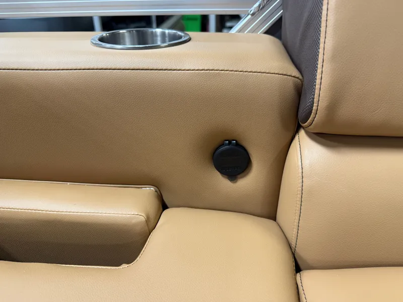 Slide: The Image of Tahoe LTZ 2385 Swingback (VRL) & Honda 4-Stroke EFI 2025 - 29