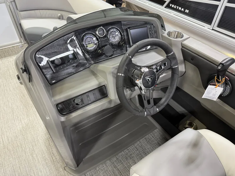 Slide: The Image of Tahoe LTZ 2385 Swingback (VRL) & Honda 4-Stroke EFI 2025 - 11