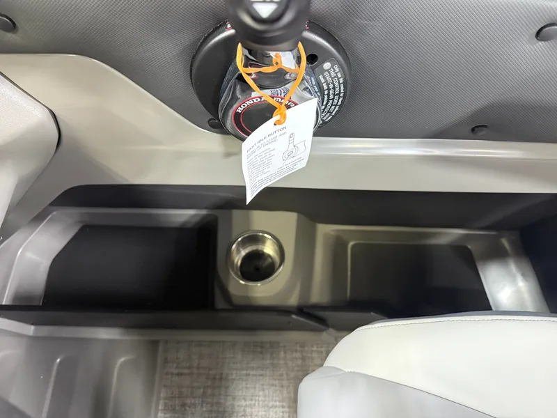 Slide: The Image of Tahoe LTZ 2385 Swingback (VRL) & Honda 4-Stroke EFI 2025 - 15