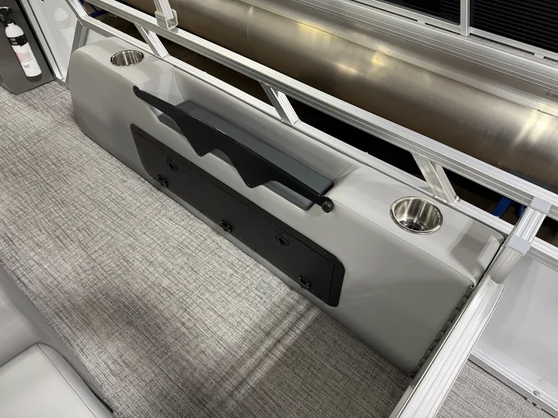 Slide: The Image of Tahoe LTZ 2385 Swingback (VRL) & Honda 4-Stroke EFI 2025 - 23