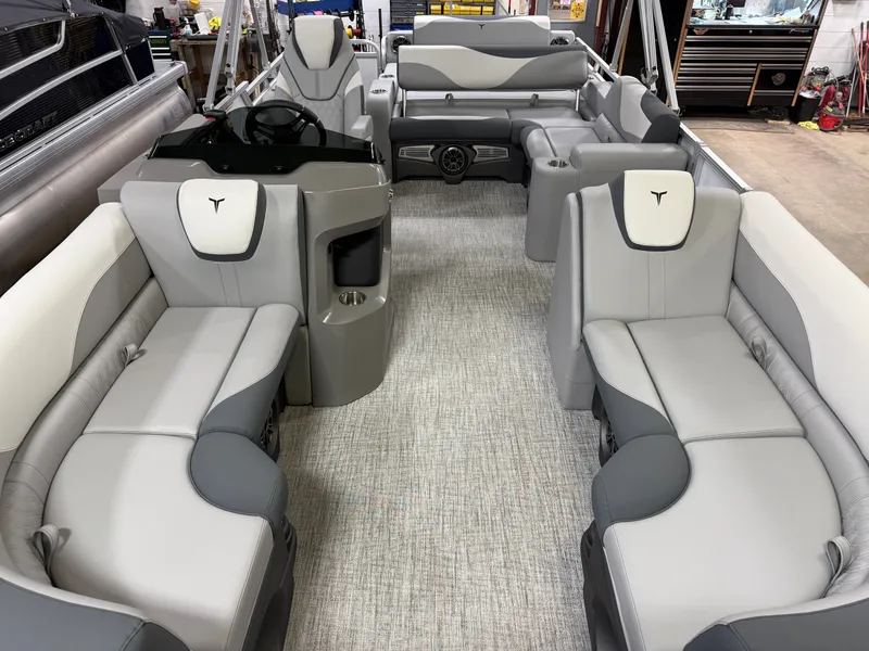 Slide: The Image of Tahoe LTZ 2385 Swingback (VRL) & Honda 4-Stroke EFI 2025 - 6