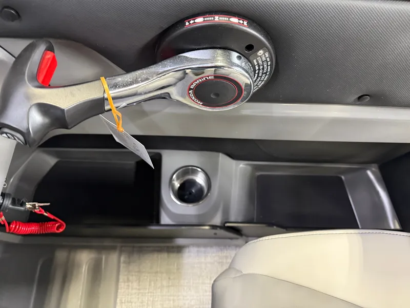 Slide: The Image of Tahoe LTZ 2385 Swingback (VRL) & Honda 4-Stroke EFI 2025 - 15