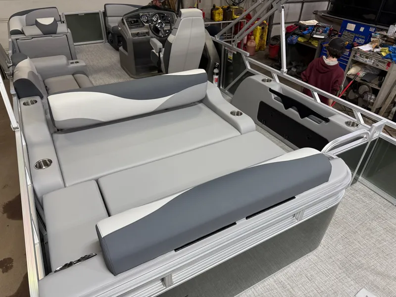 Slide: The Image of Tahoe LTZ 2385 Swingback (VRL) & Honda 4-Stroke EFI 2025 - 22