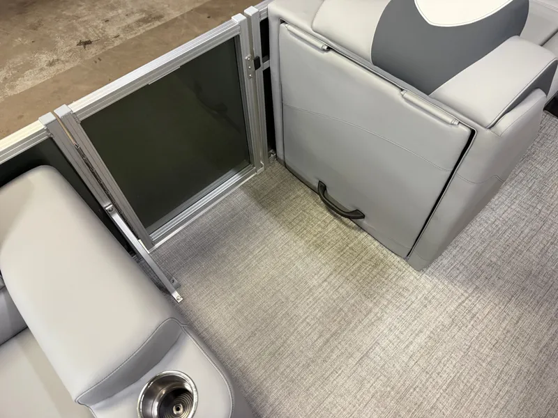 Slide: The Image of Tahoe LTZ 2385 Swingback (VRL) & Honda 4-Stroke EFI 2025 - 27