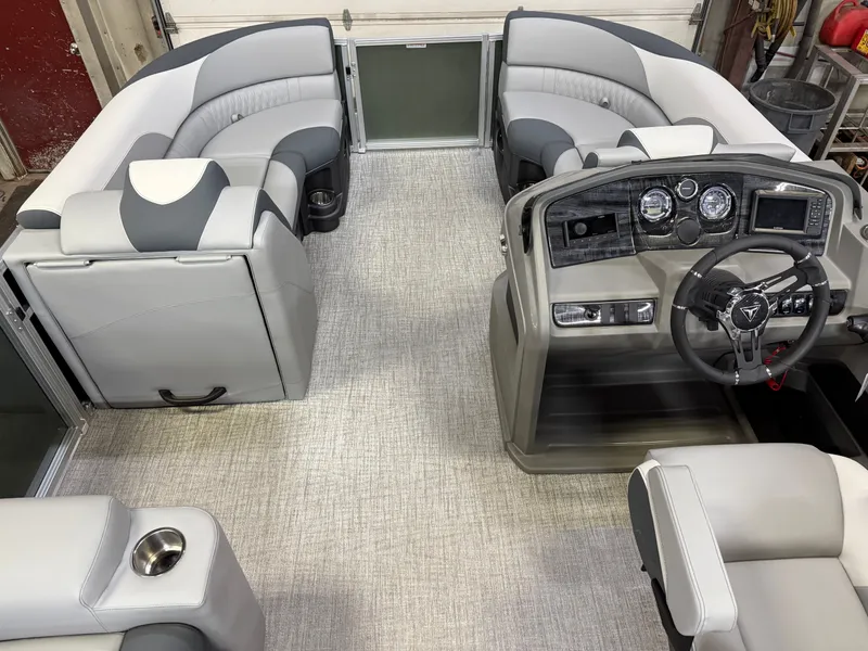 Slide: The Image of Tahoe LTZ 2385 Swingback (VRL) & Honda 4-Stroke EFI 2025 - 29