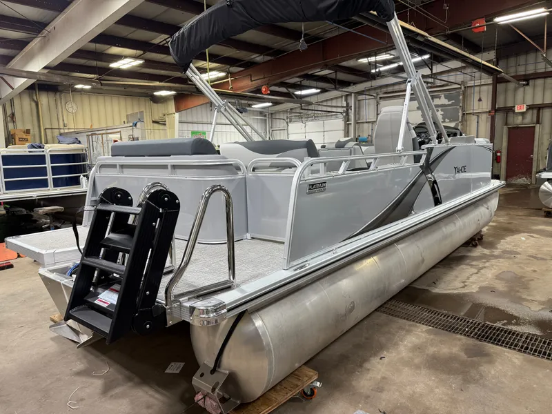 Slide: The Image of Tahoe LTZ 2385 Swingback (VRL) Pontoon & Honda 4-Stroke EFI 2025 - 48