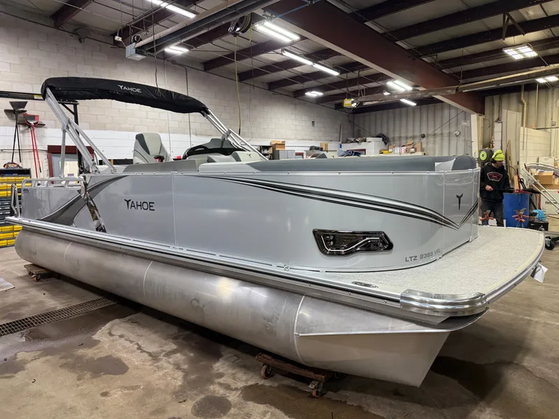 Slide: The Image of Tahoe LTZ 2385 Swingback (VRL) Pontoon & Honda 4-Stroke EFI 2025 - 49