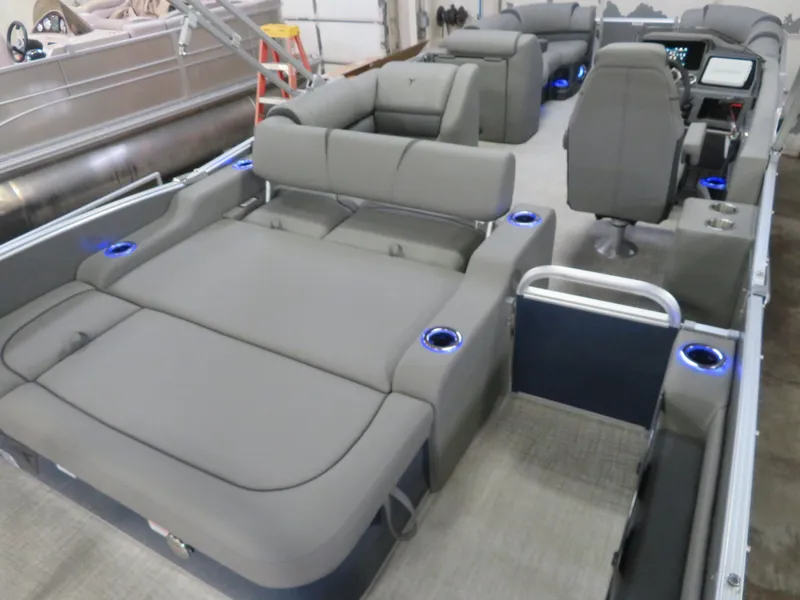 Slide: The Image of Tahoe Cascade 115HP VRB 2385 Swinback Pontoon 2024 - 26