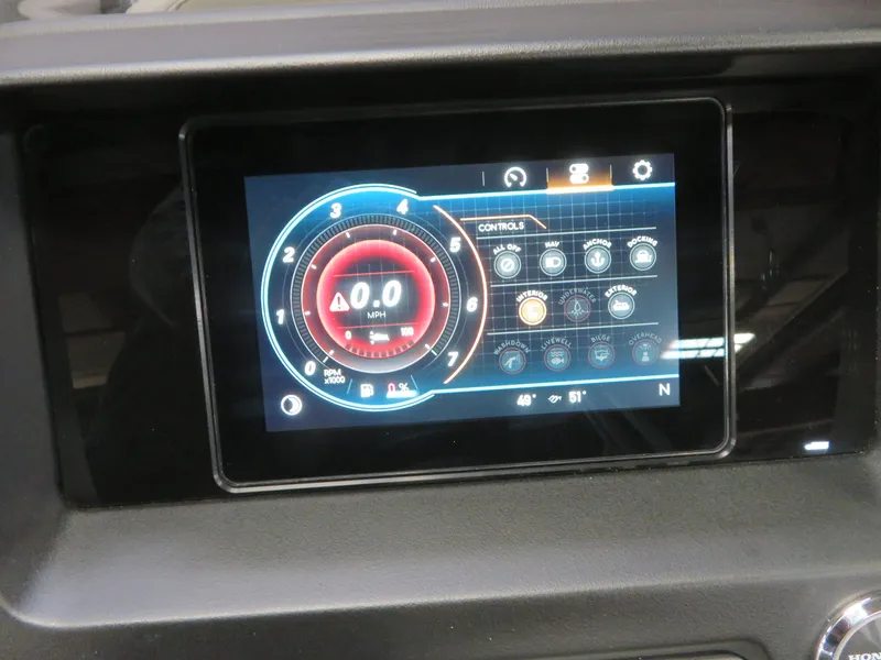 Slide: The Image of Tahoe Cascade 2385 Swingback (VRB) & Honda 4-Stroke EFI 2024 - 13