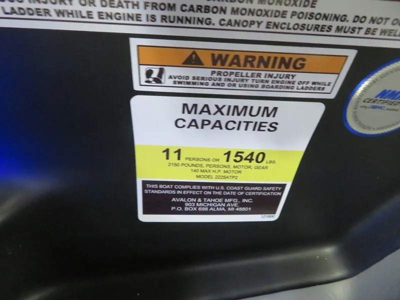 Slide: The Image of Tahoe Cascade 2385 Swingback (VRB) & Honda 4-Stroke EFI 2024 - 17