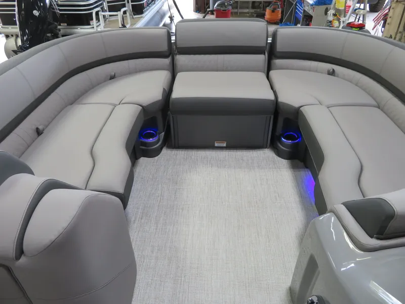 Slide: The Image of Tahoe Cascade 2385 VRL Swingback & Honda 140HP 4-Stroke EFI 2024 - 21