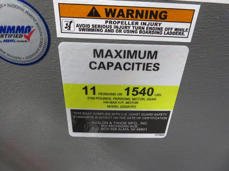 Slide: The Image of Tahoe Cascade 2385 VRL Swingback & Honda 140HP 4-Stroke EFI 2024 - 34