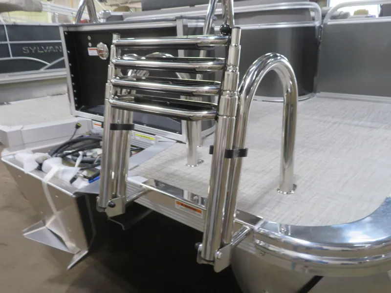 Slide: The Image of Tahoe Cascade 2385 VRL Swingback & Honda 140HP 4-Stroke EFI 2024 - 52