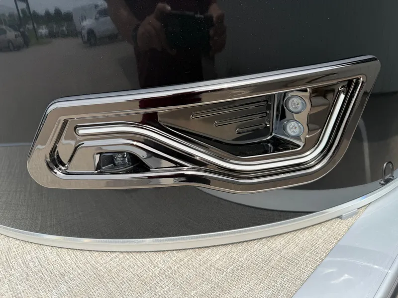 Slide: The Image of Tahoe LTZ 2385 Swingback (VRB) & Honda 4-Stroke EFI 2025 - 35