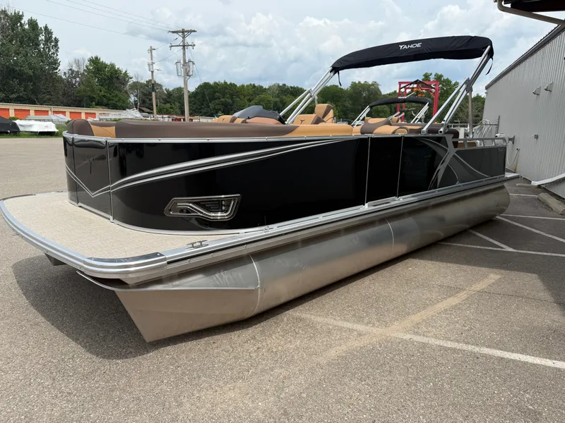 Slide: The Image of Tahoe LTZ 2385 Swingback (VRB) & Honda 4-Stroke EFI 2025 - 38