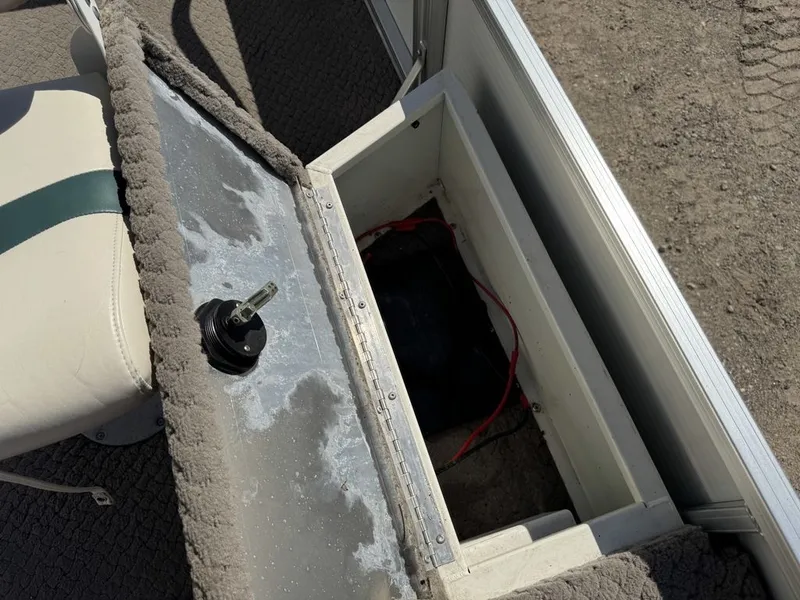 Slide: The Image of Lowe Suncruiser Trinidad 204 2005 - 12